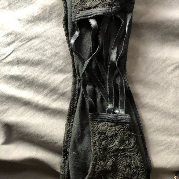 Black lace bralette - Picture 2 of 3